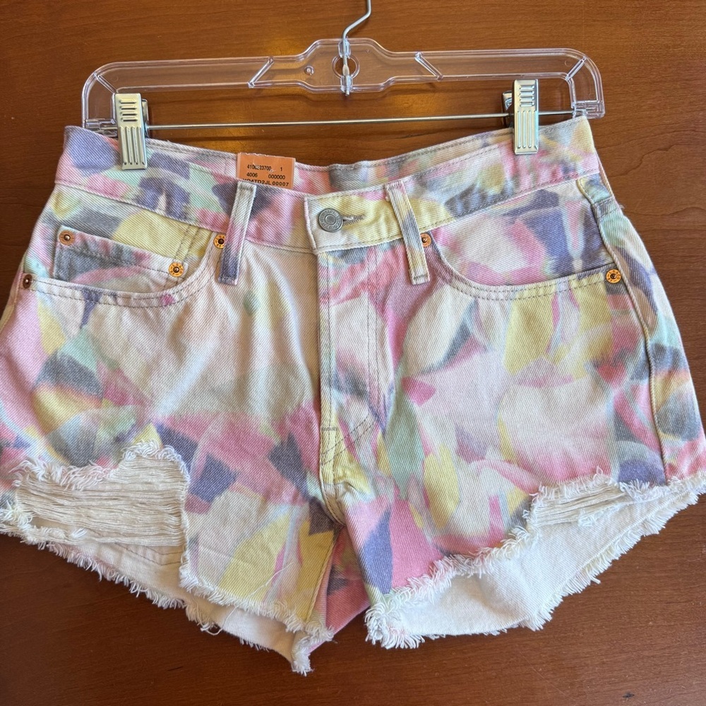 Levi's 501 Button Fly Distressed Cut-Off Raw Hem Grunge Tie Dye Shorts Size 26 - Picture 3 of 14